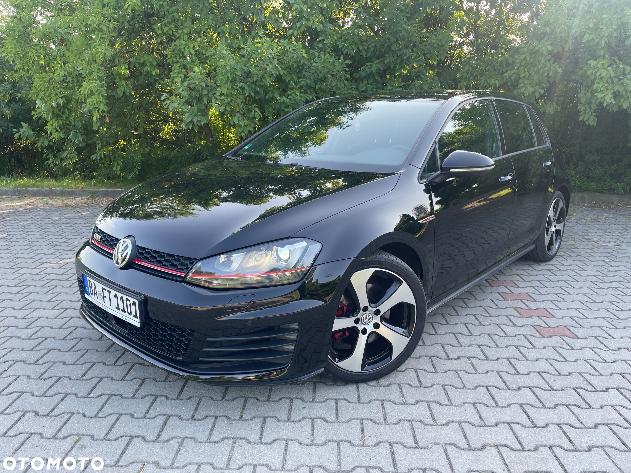 Volkswagen Golf VII 2.0 TSI BMT GTI - 1