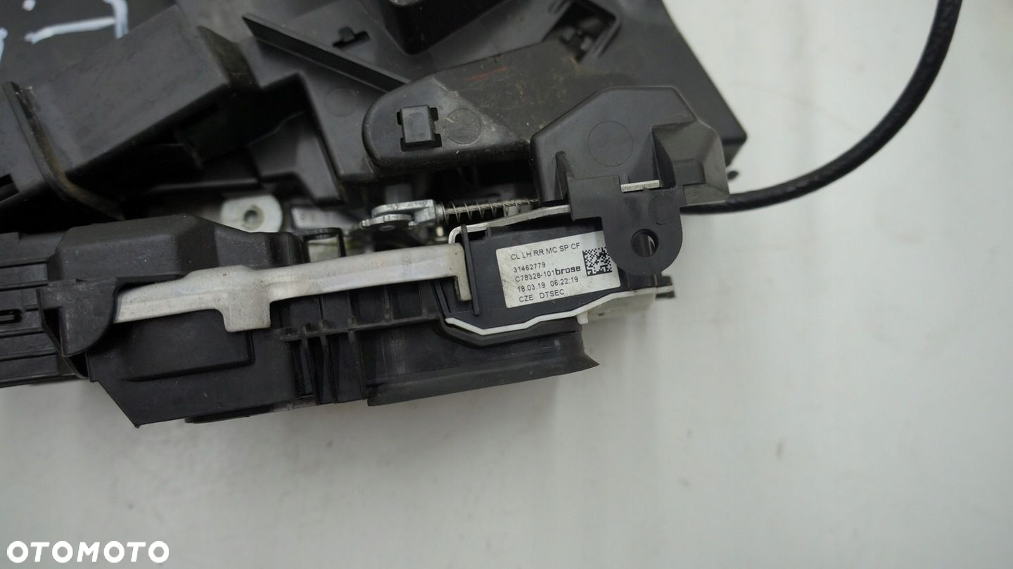 VOLVO ZAMEK DRZWI LEWY TYŁ V90 II 31462779 - 2
