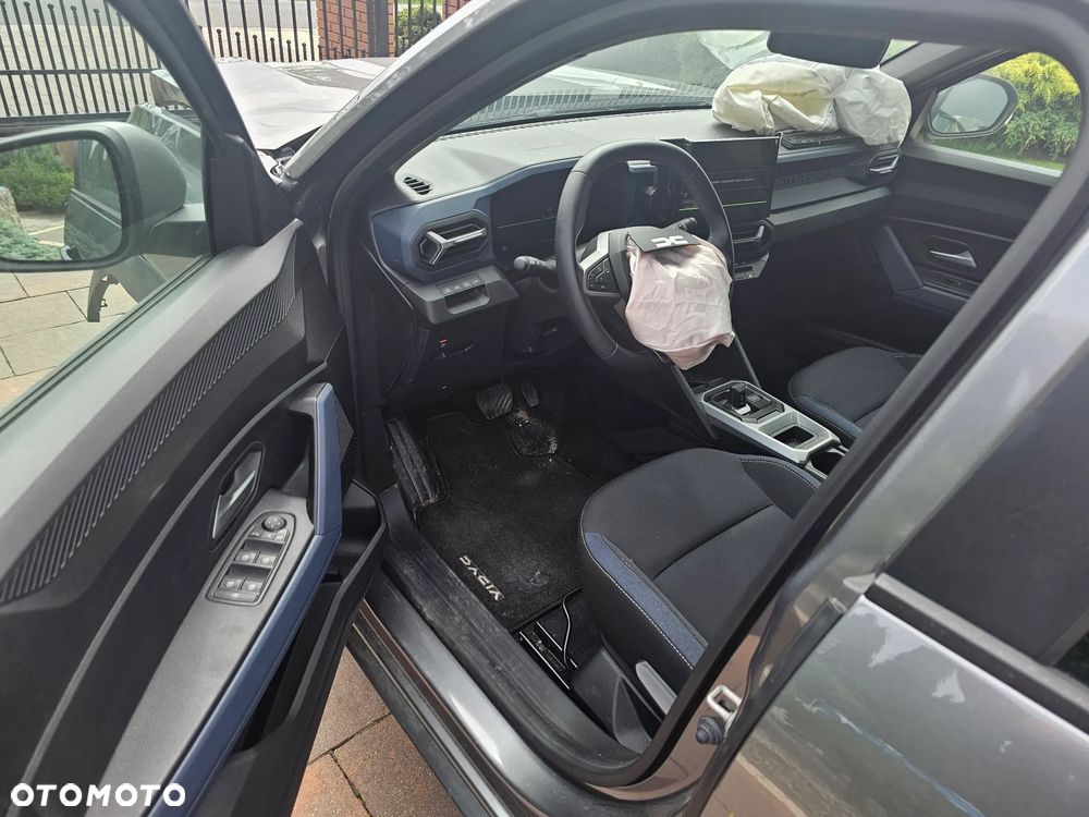 Dacia Duster 1.6 Full Hybrid 140 Expression MMT - 6
