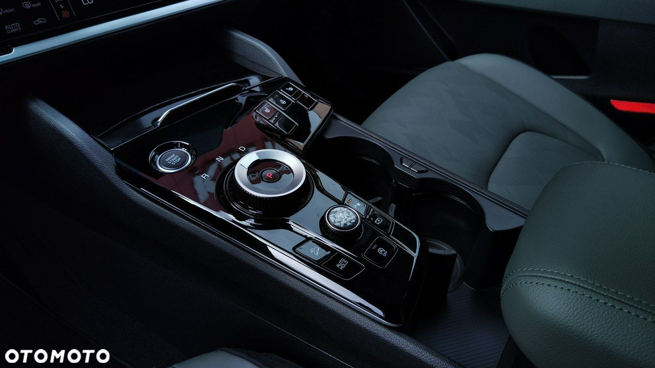 Kia Sportage - 12