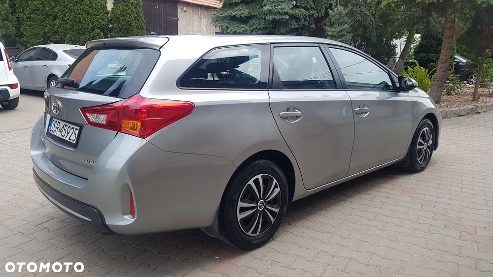 Toyota Auris - 27