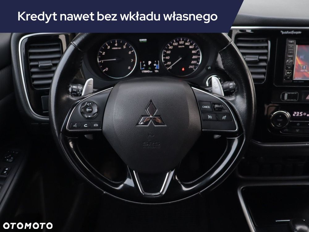 Mitsubishi Outlander - 19