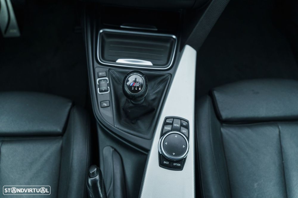 BMW 425 d Pack M - 18