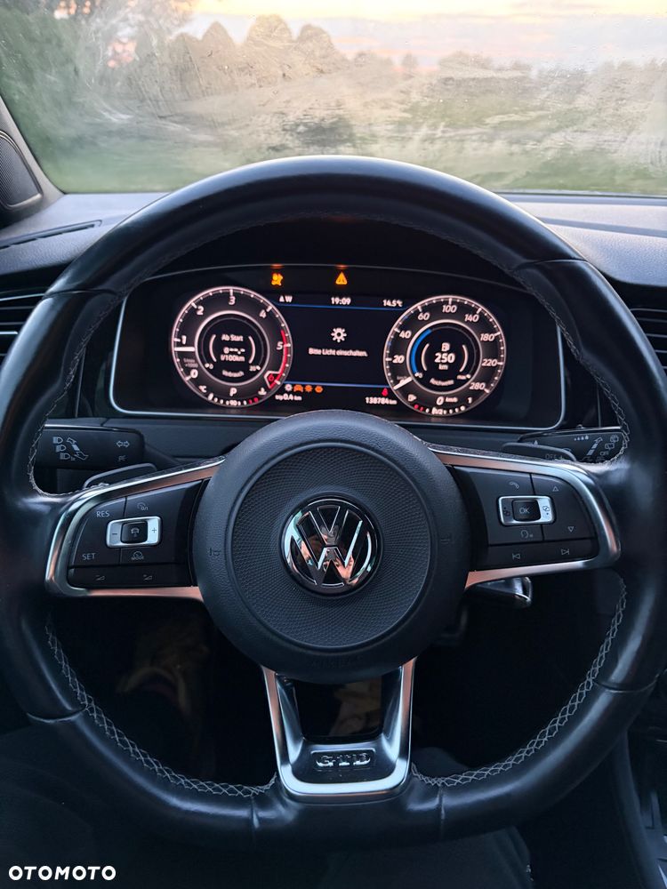 Volkswagen Golf 2.0 TDI BMT GTD DSG - 19