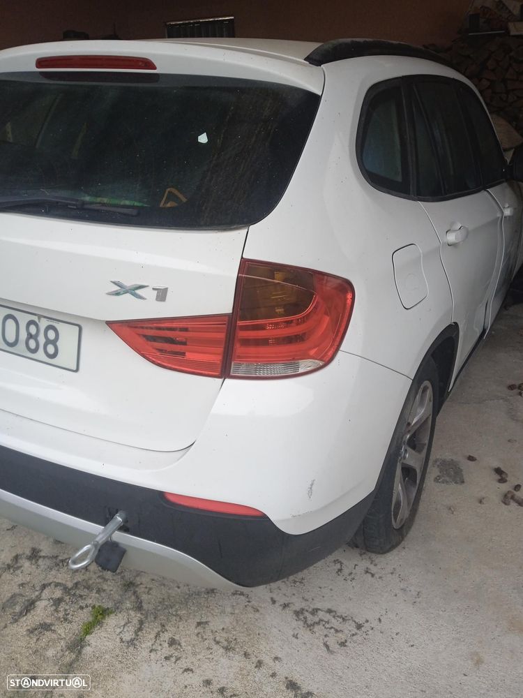 BMW X1 18 d sDrive Auto - 2