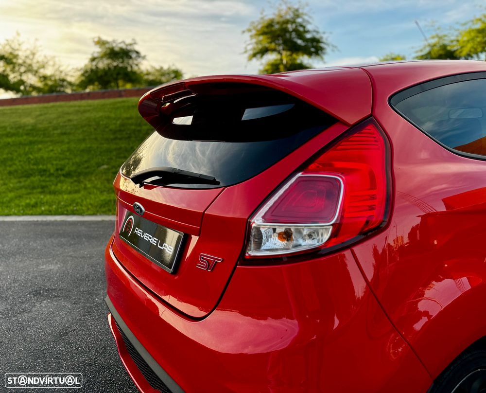 Ford Fiesta 1.6 EcoBoost ST - 7