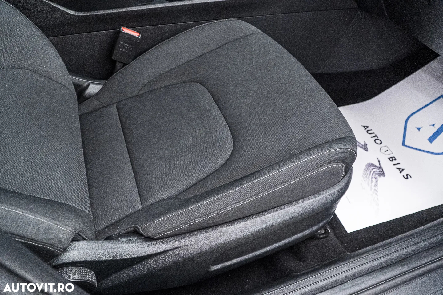 Kia Sportage 1.6 T-GDI HEV 6AT 4x2 Style - 39