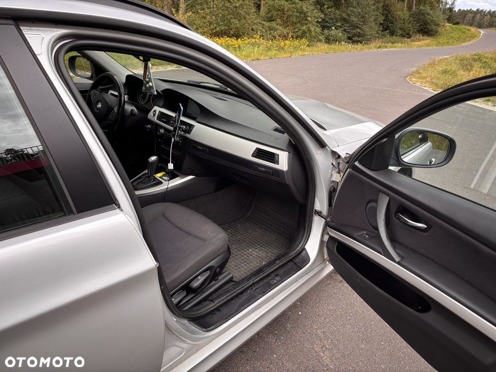 BMW Seria 3 320d DPF - 13