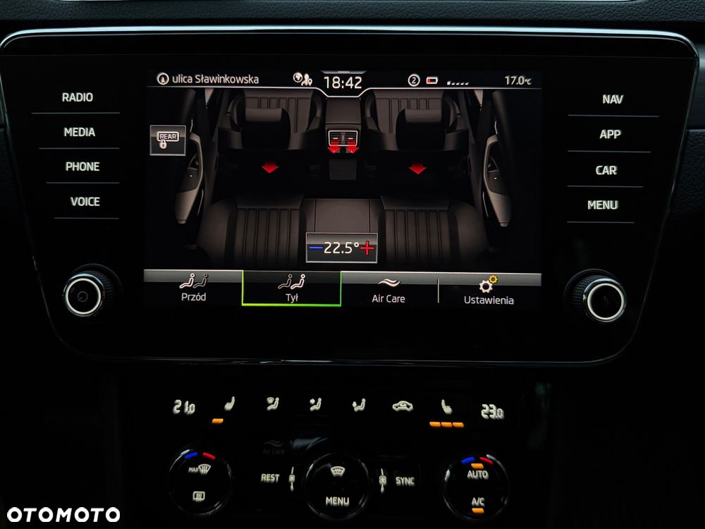 Skoda Superb 2.0 TDI SCR 4x4 Style DSG - 33