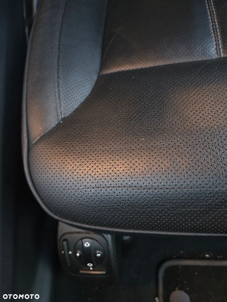 Mercedes-Benz GL 450 4Matic 7G-TRONIC - 8
