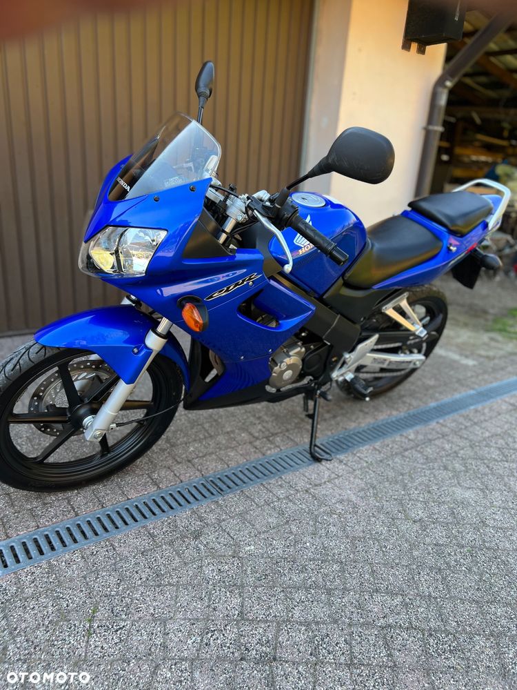 Honda CBR - 4