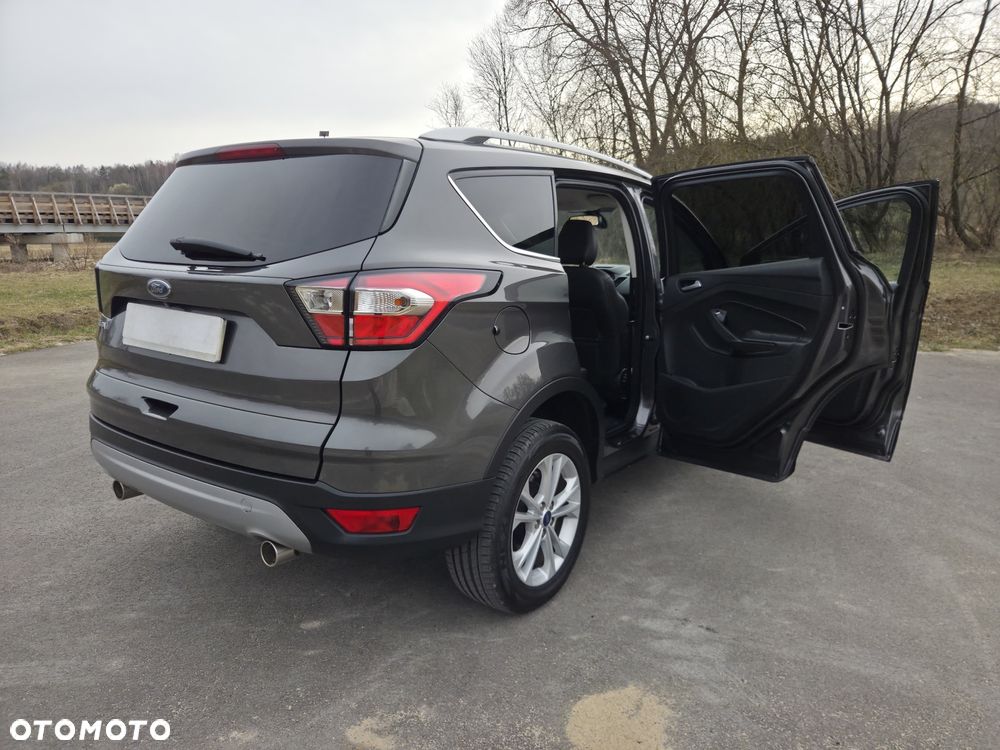 Ford Kuga 1.5 TDCi 2x4 Cool & Connect - 23