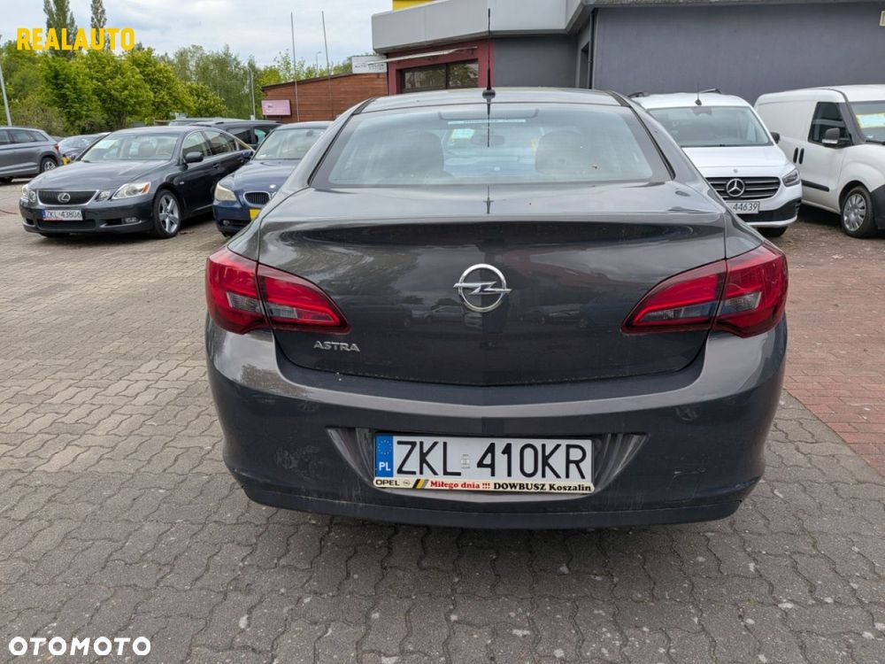 Opel Astra - 9