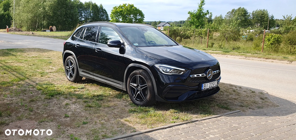 Mercedes-Benz GLA 180 AMG Line