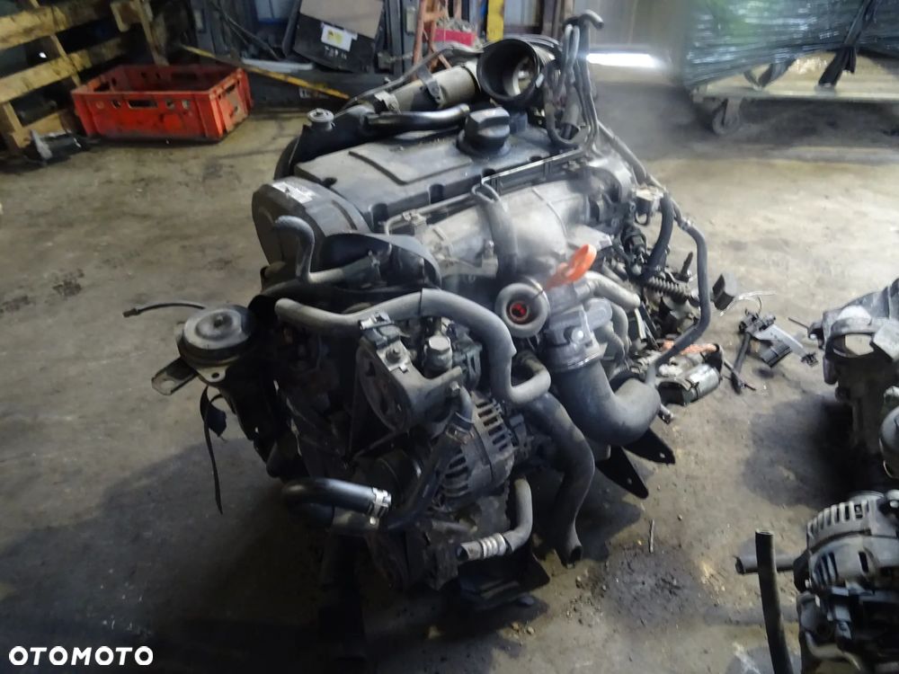 Silnik Mitsubishi Grandis 2.0 DID BSY (Goły słupek) - 3