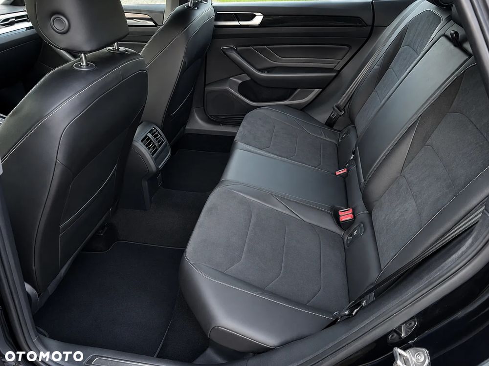 Volkswagen Arteon 2.0 TSI Elegance DSG - 35