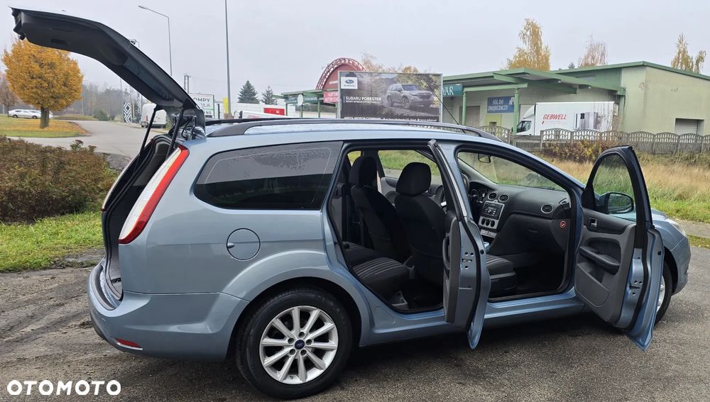 Ford Focus Turnier 1.6 16V Style - 17