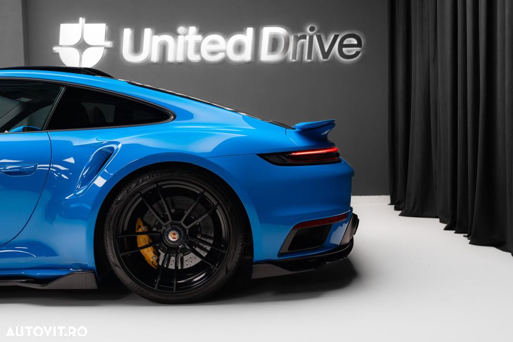 Porsche 911-TURBO-S PDK - 10