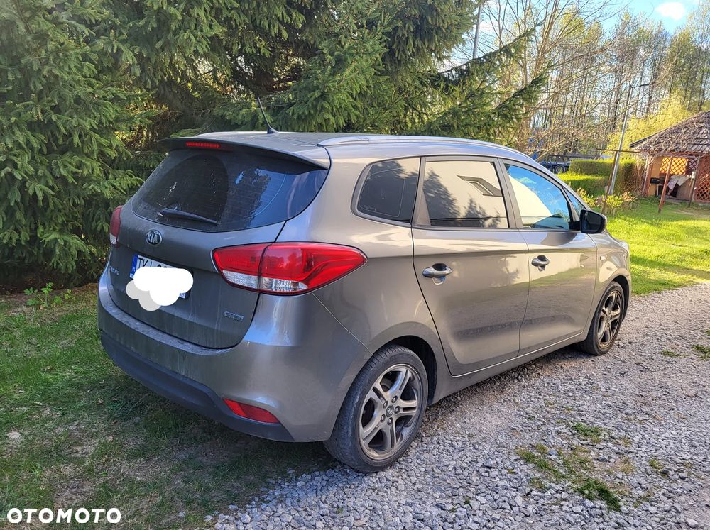 Kia Carens ver-1-7-crdi-m-7os-eu6 - 4