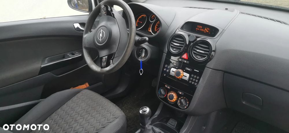 Opel Corsa - 7