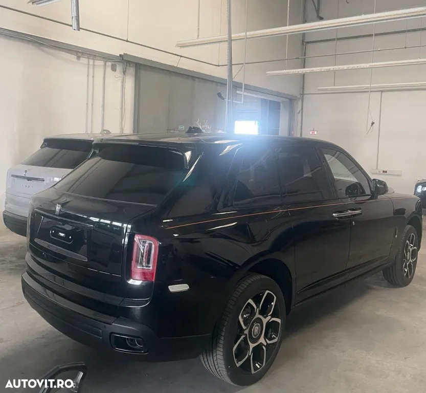 Rolls-Royce Cullinan - 3