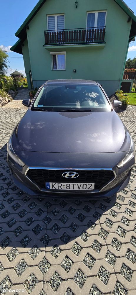 Hyundai i30 1.4 Classic + - 3