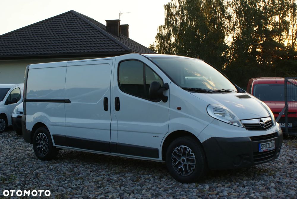 Opel Vivaro - 19