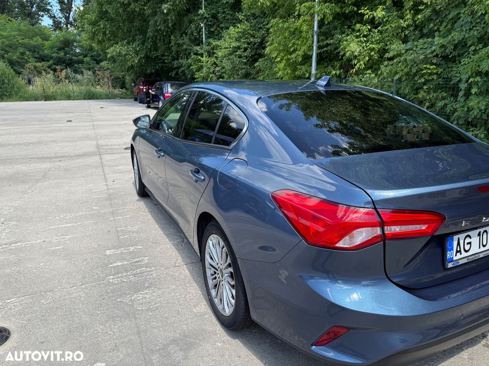 Ford Focus - 4