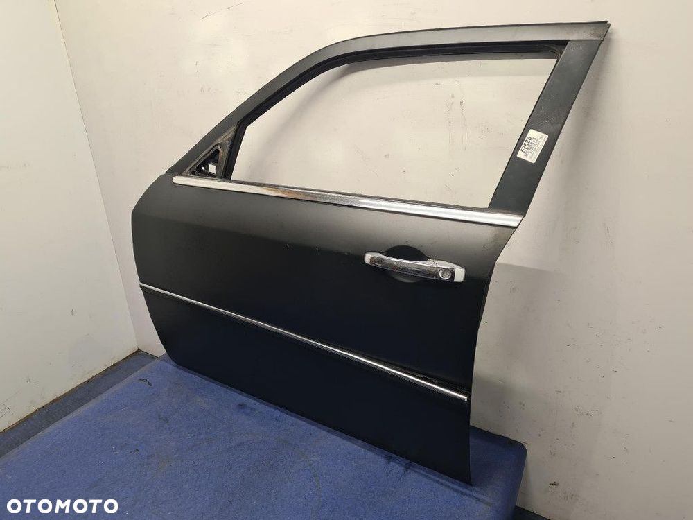 CHRYSLER 300C 3.0 CRD DRZWI PRZÓD LEWE - 6