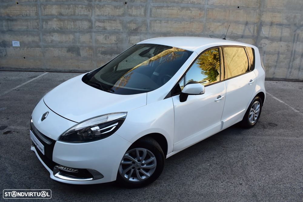 Renault Scénic 1.5 dCi Luxe - 27