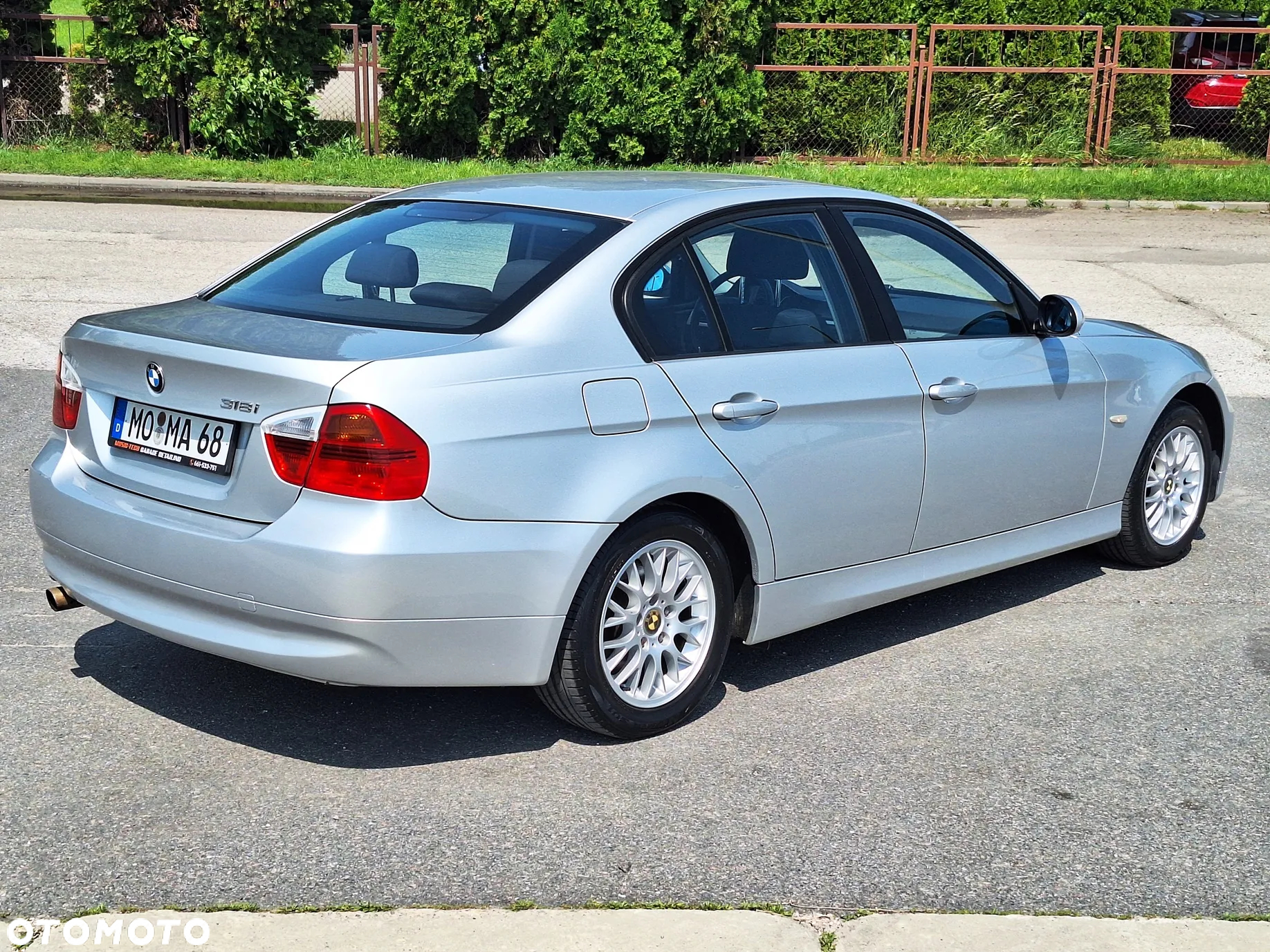 BMW Seria 3 318i - 3