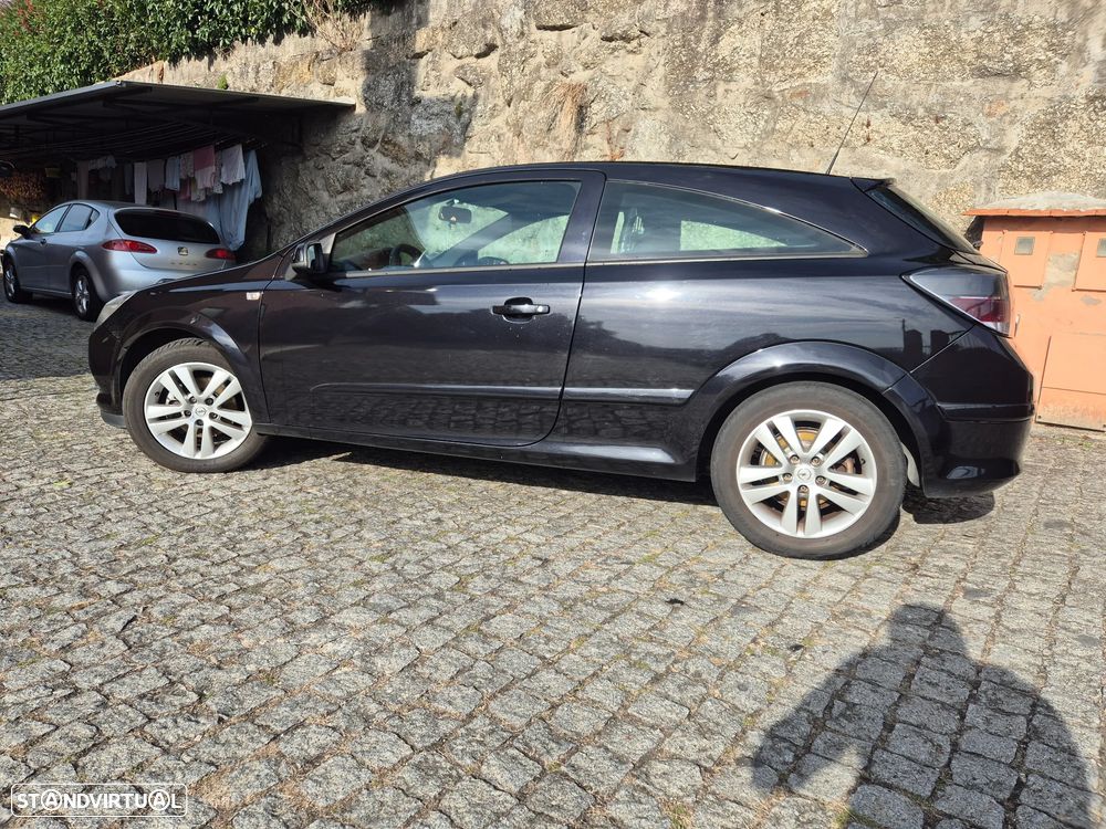 Opel Astra GTC 1.3 CDTi - 3