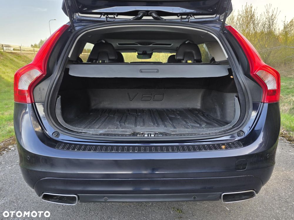 Volvo V60 D4 AWD Geartronic Ocean Race - 28