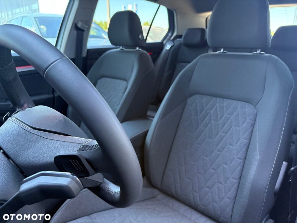 Volkswagen Golf - 13