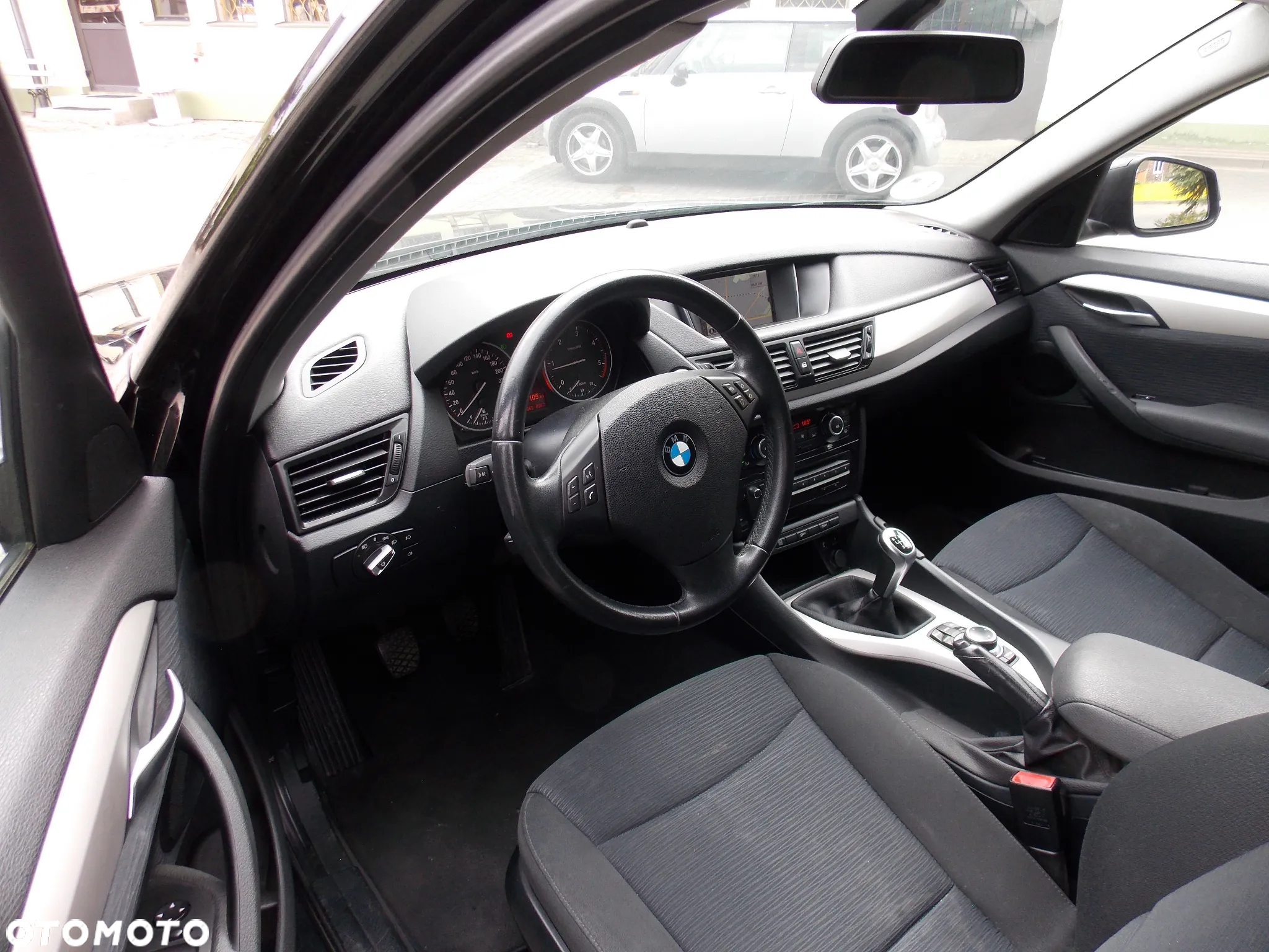 BMW X1 sDrive18d xLine - 21