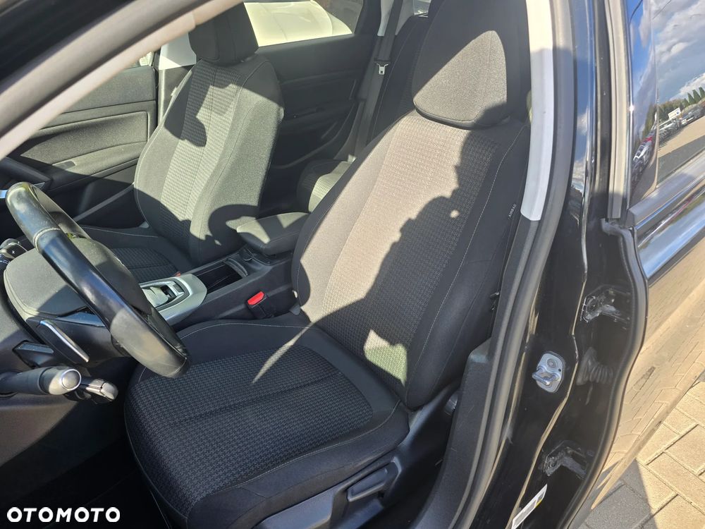 Peugeot 308 - 12