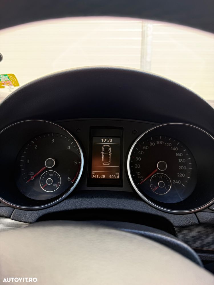 Volkswagen Golf 2.0 TDI BlueMotion Technology Comfortline - 13