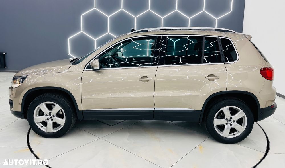 Volkswagen Tiguan 2.0 TDI DPF BMT Sport&Style - 32