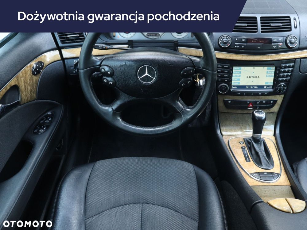 Mercedes-Benz Klasa E - 9
