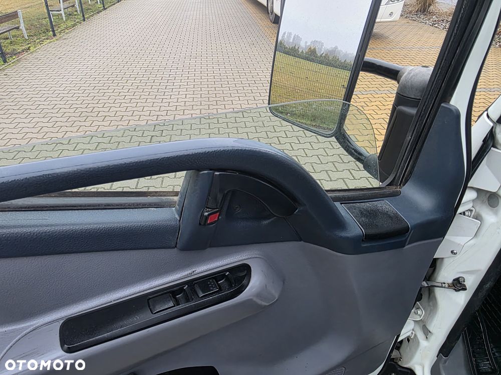 Mitsubishi Fuso Canter - 18