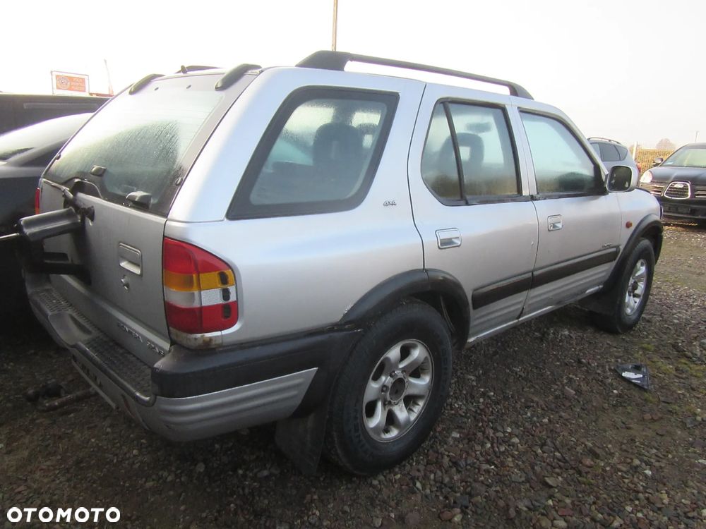 Opel Frontera B Long 1999 r. na części - 3