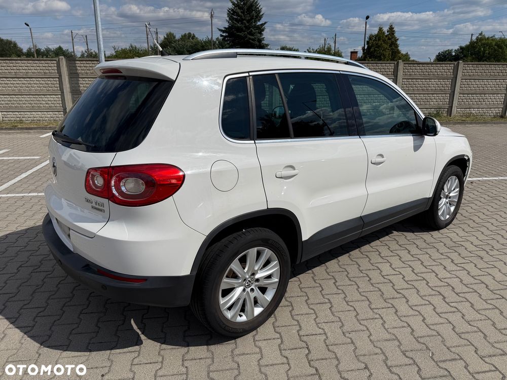 Volkswagen Tiguan - 7