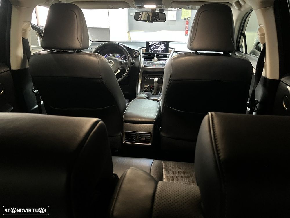 Lexus NX 300h Executive Plus - 18