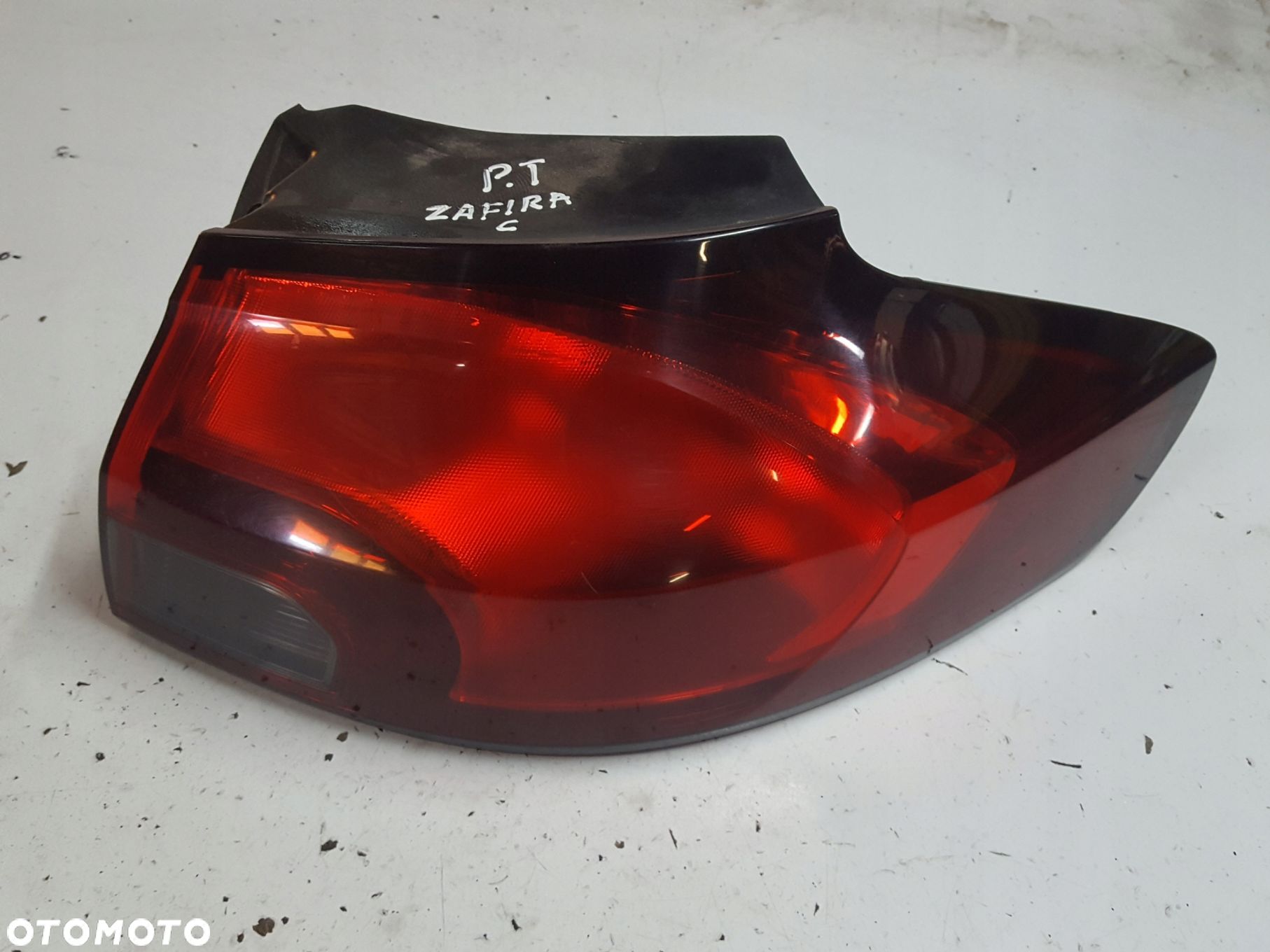 OPEL ZAFIRA III C LIFT 17-19r LAMPA PRAWA TYŁ TYLNA 39033313 - 1