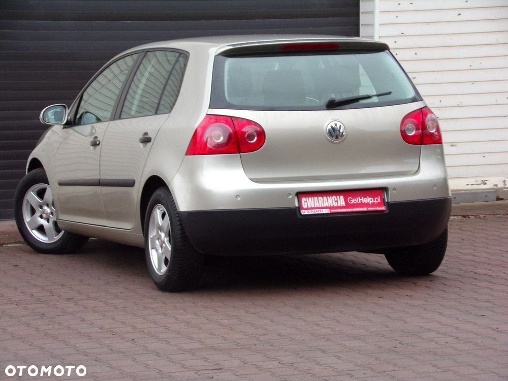 Volkswagen Golf 1.6 Comfortline - 10