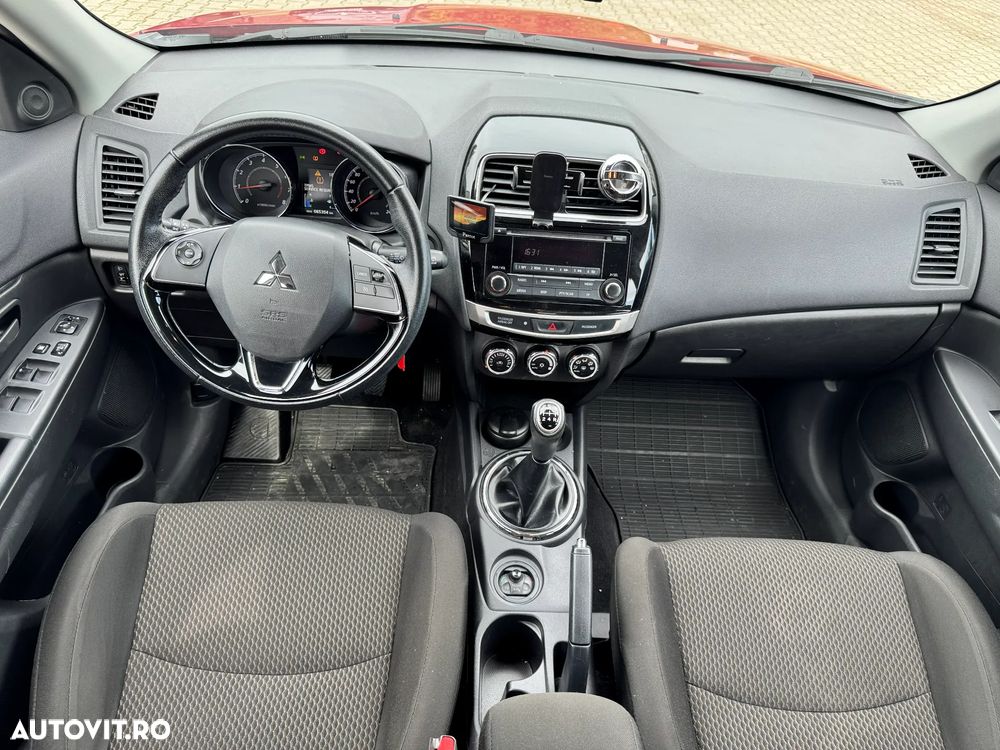 Mitsubishi ASX - 9
