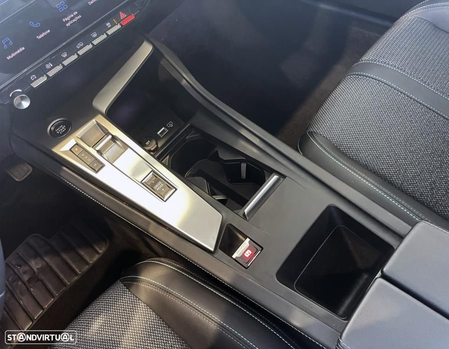Peugeot 308 1.2 PureTech Allure EAT8 - 14