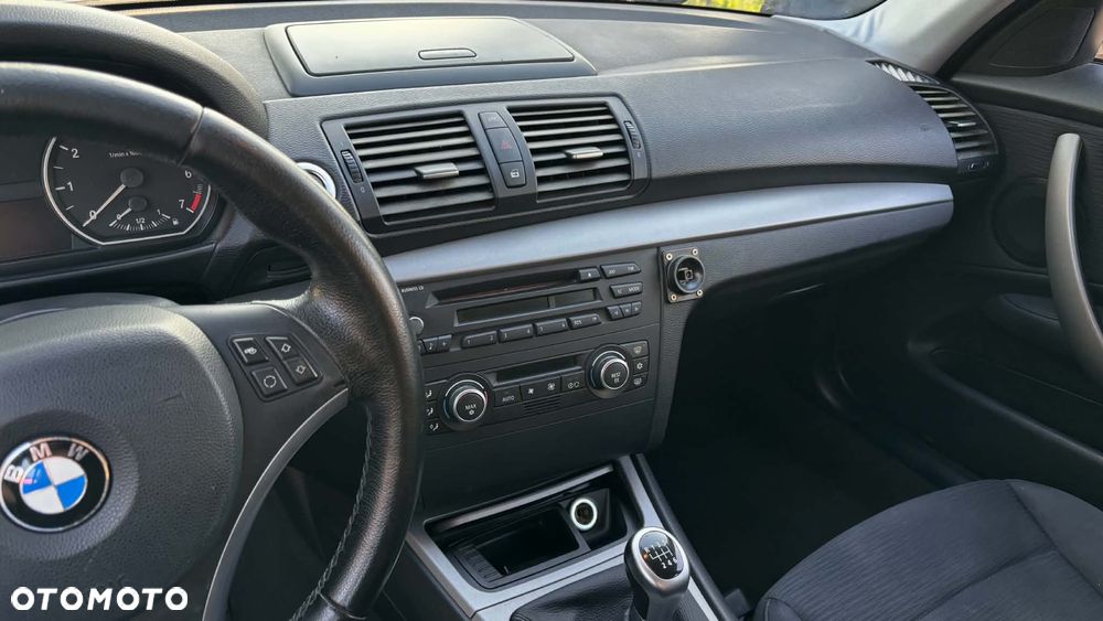 BMW Seria 1 116i - 7