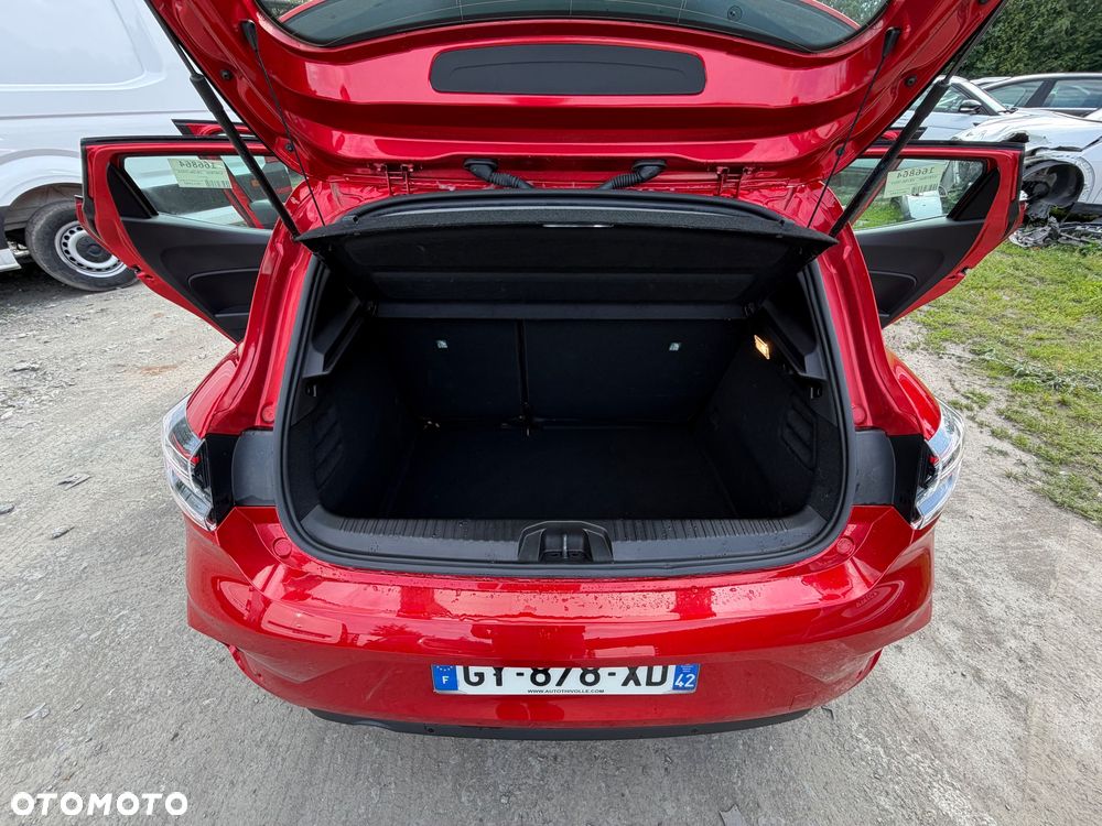 Renault Clio - 20