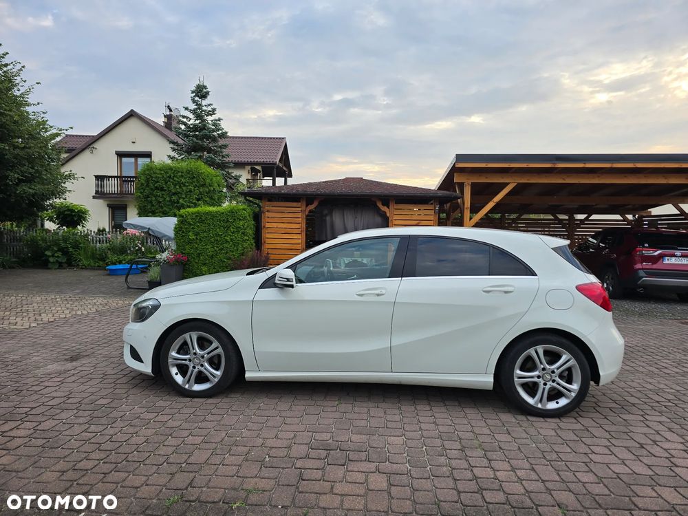 Mercedes-Benz Klasa A 200 7G-DCT Urban - 13